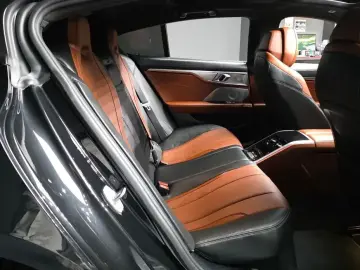 2023 BMW 8 серии с пробегом 56 858 км