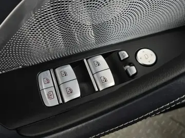 2023 BMW 8 серии с пробегом 7 974 км