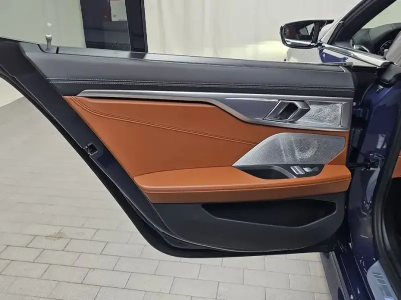 2024 BMW 8 серии с пробегом 21 014 км