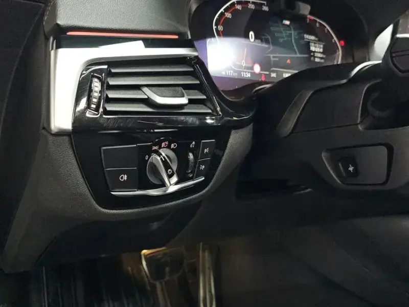 2024 BMW 6 серии с пробегом 23 401 км