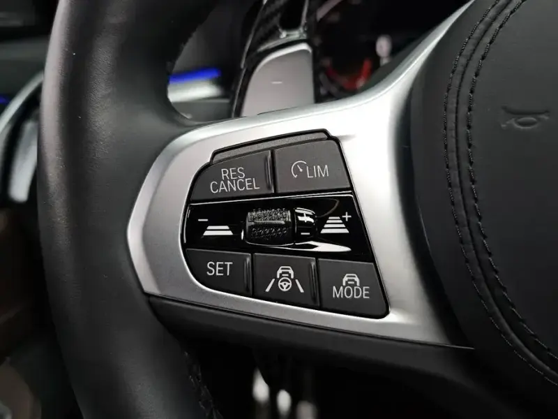 2024 BMW 6 серии с пробегом 32 400 км