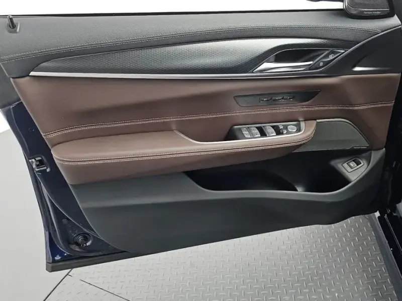 2024 BMW 6 серии с пробегом 32 400 км