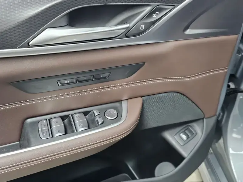 2023 BMW 6 серии с пробегом 50 221 км
