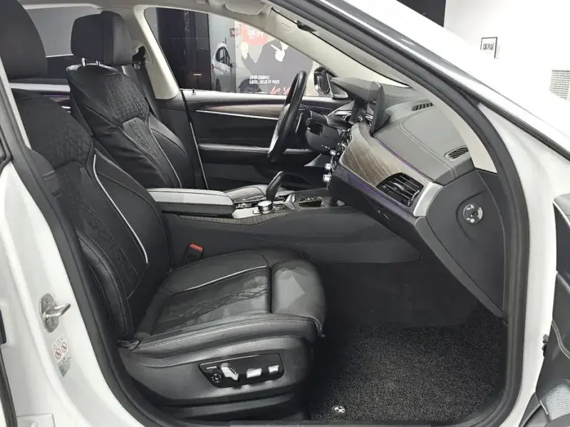 2022 BMW 6 серии с пробегом 26 875 км