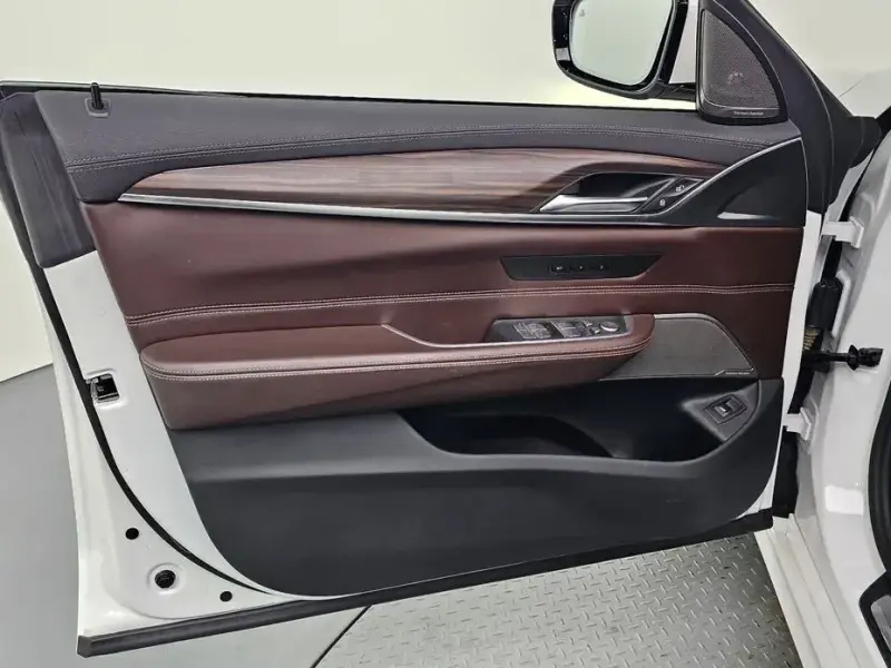2022 BMW 6 серии с пробегом 57 515 км