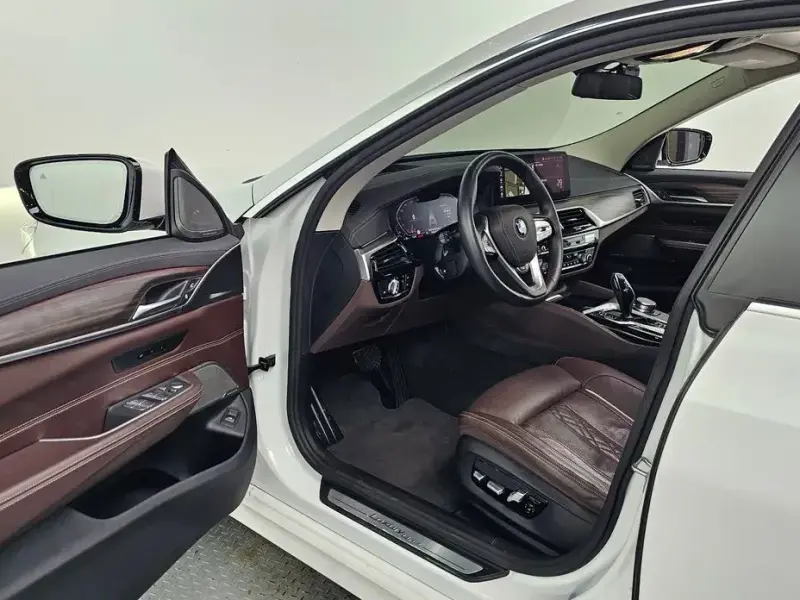 2022 BMW 6 серии с пробегом 57 515 км
