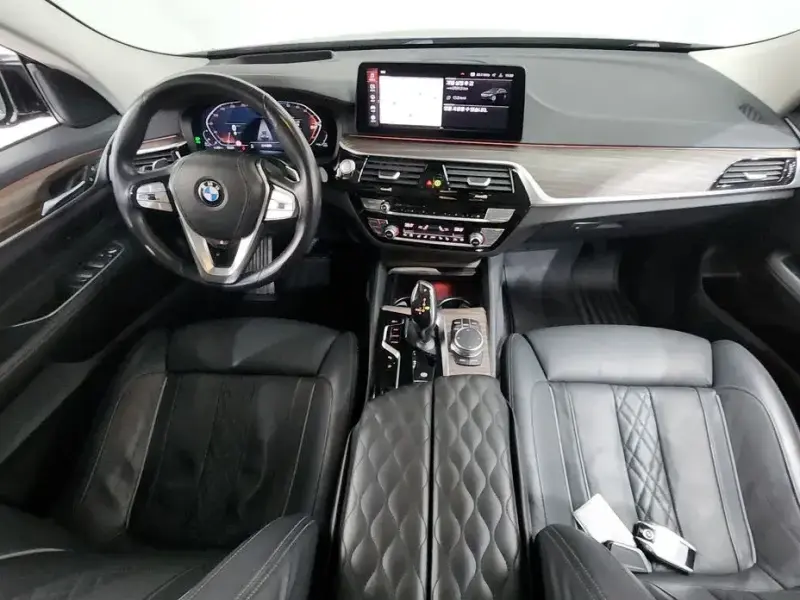 2022 BMW 6 серии с пробегом 67 126 км