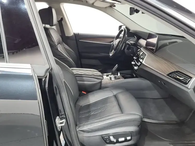 2022 BMW 6 серии с пробегом 67 126 км