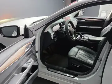 2023 BMW 6 серии с пробегом 22 639 км