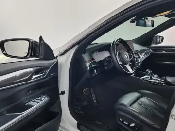 2021 BMW 6 серии с пробегом 142 832 км