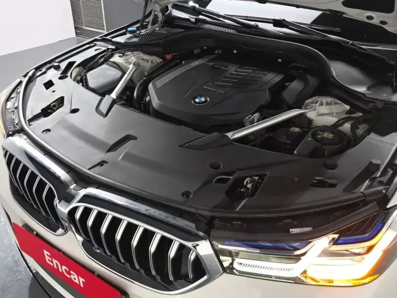 2022 BMW 6 серии с пробегом 44 072 км