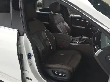 2022 BMW 6 серии с пробегом 44 072 км