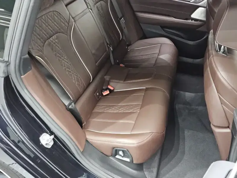 2022 BMW 6 серии с пробегом 33 351 км
