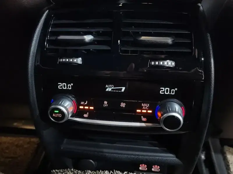 2023 BMW 6 серии с пробегом 27 979 км