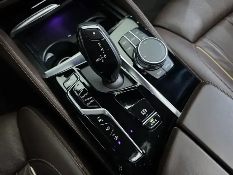 2021 BMW 6 серии с пробегом 76 154 км