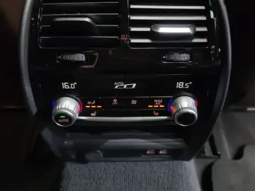 2021 BMW 6 серии с пробегом 76 154 км