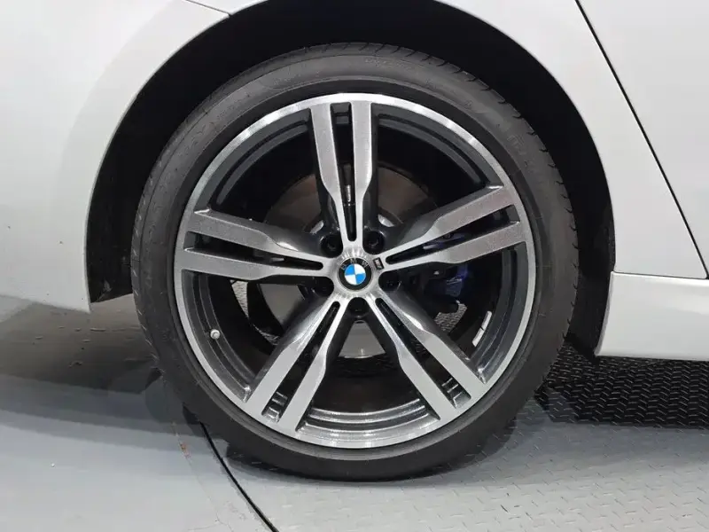 2021 BMW 6 серии с пробегом 76 154 км