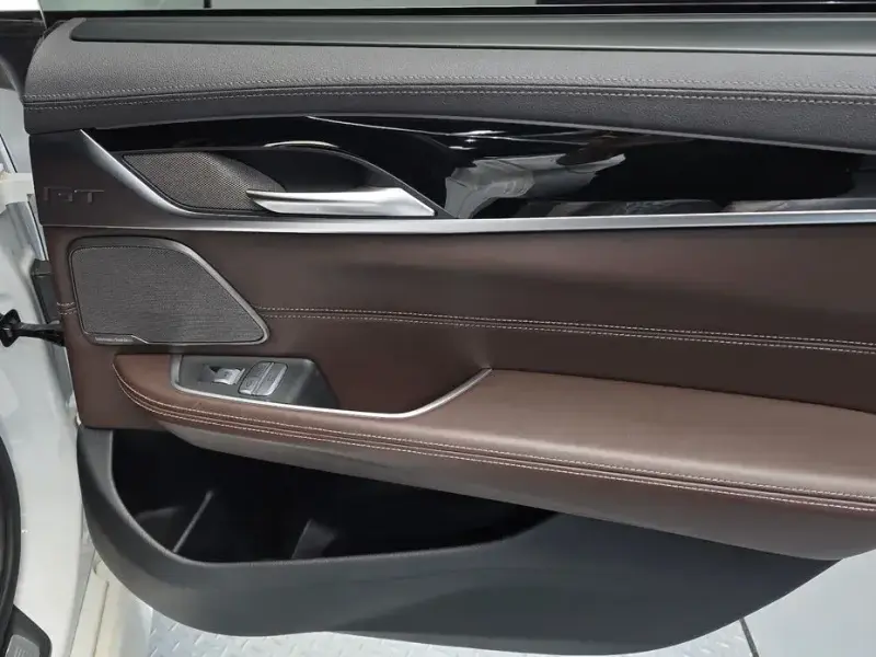 2021 BMW 6 серии с пробегом 76 154 км