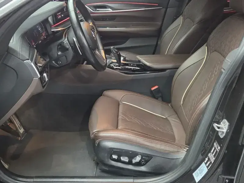 2023 BMW 6 серии с пробегом 72 684 км
