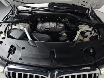 2023 BMW 6 серии с пробегом 77 432 км