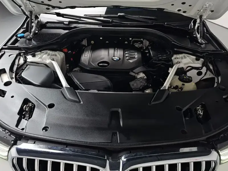 2023 BMW 6 серии с пробегом 77 432 км