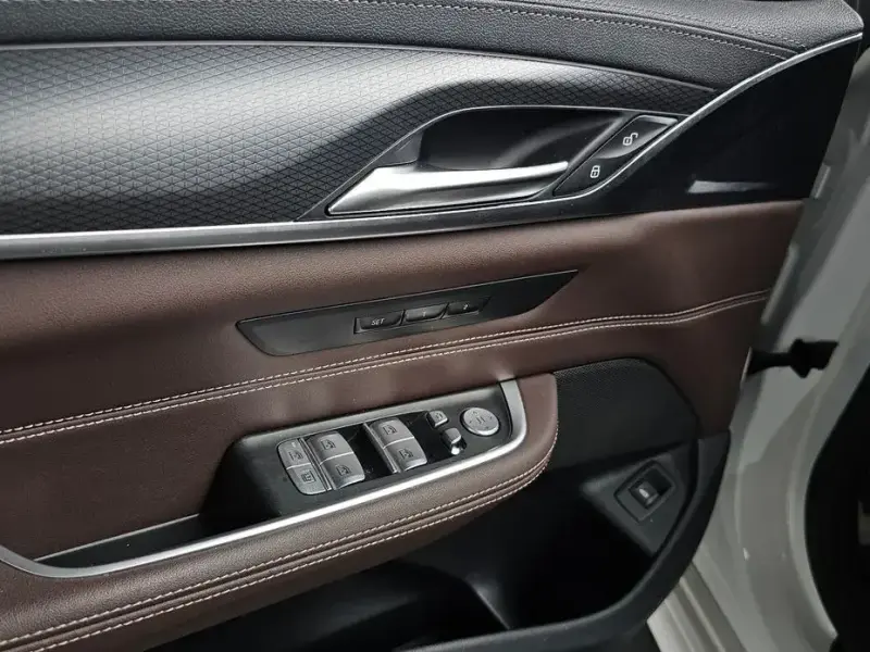 2023 BMW 6 серии с пробегом 77 432 км