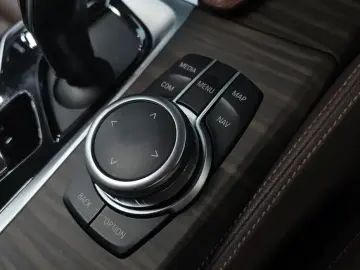2022 BMW 6 серии с пробегом 119 093 км