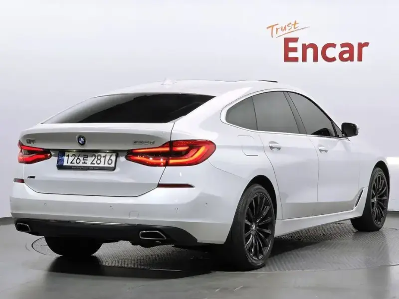 2023 BMW 6 серии с пробегом 105 751 км