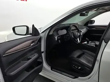 2023 BMW 6 серии с пробегом 105 751 км