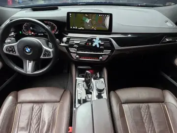 2022 BMW 6 серии с пробегом 44 709 км