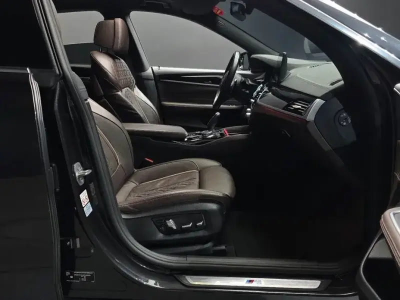 2022 BMW 6 серии с пробегом 44 709 км