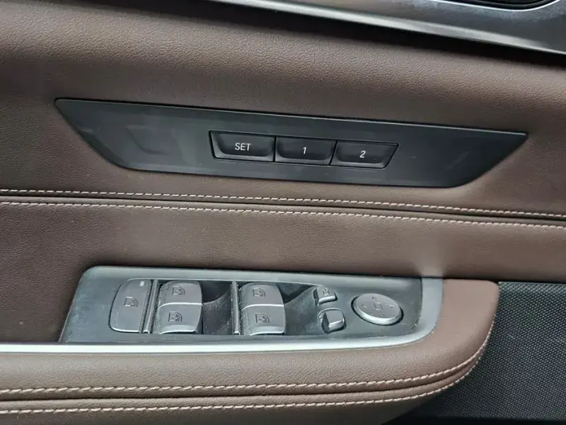 2022 BMW 6 серии с пробегом 78 259 км