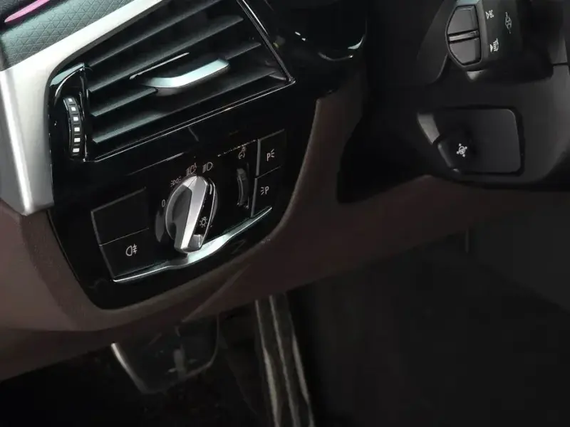 2023 BMW 6 серии с пробегом 38 629 км