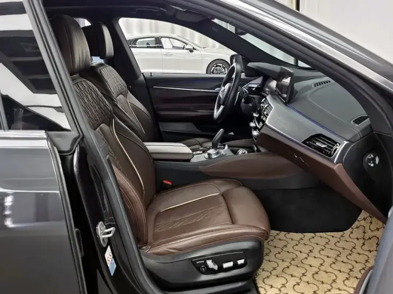 2021 BMW 6 серии с пробегом 78 497 км