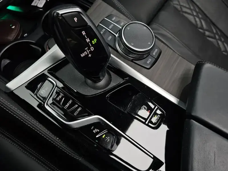 2022 BMW 6 серии с пробегом 76 191 км