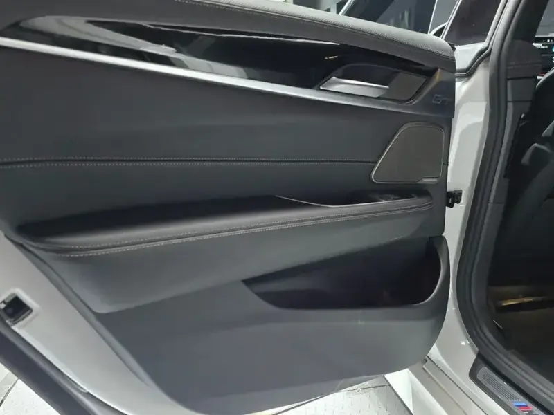 2022 BMW 6 серии с пробегом 90 703 км