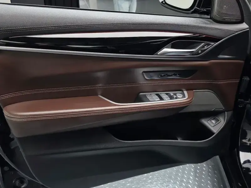 2021 BMW 6 серии с пробегом 106 515 км