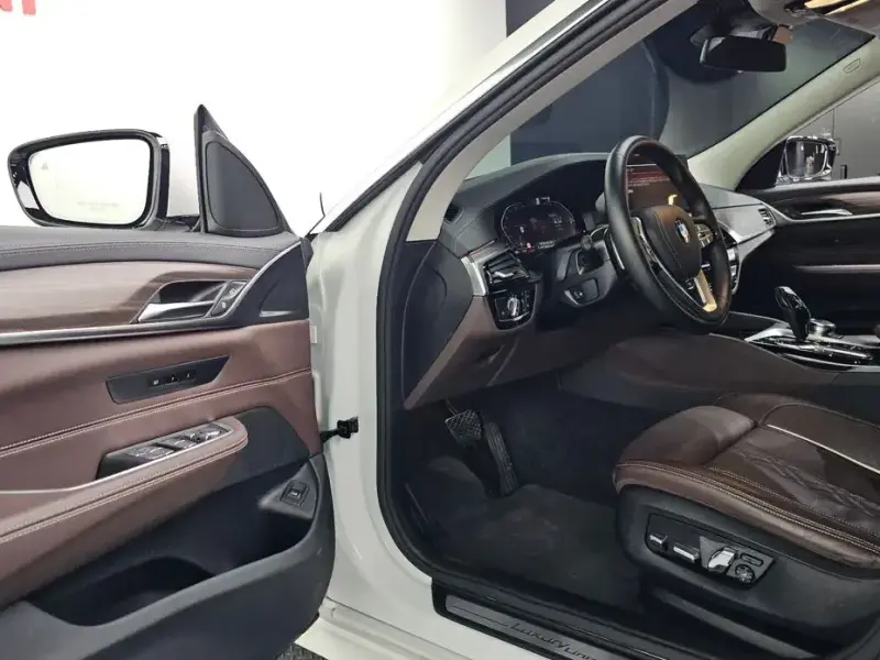 2023 BMW 6 серии с пробегом 25 937 км