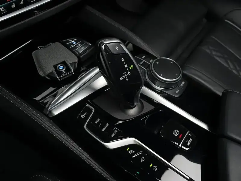 2021 BMW 6 серии с пробегом 48 035 км
