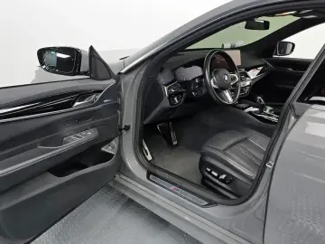 2021 BMW 6 серии с пробегом 48 035 км