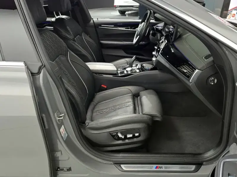 2021 BMW 6 серии с пробегом 48 035 км