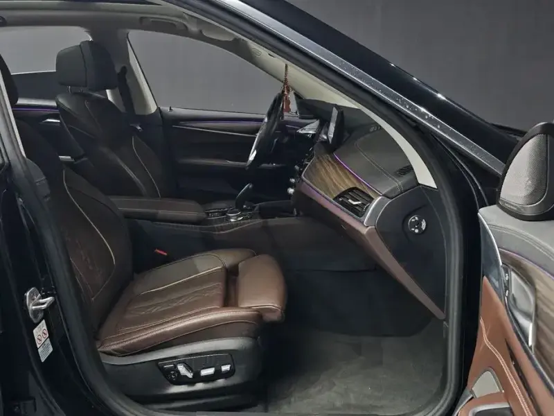 2023 BMW 6 серии с пробегом 36 898 км