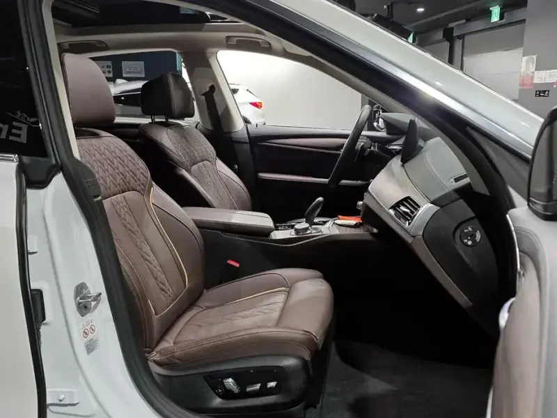 2024 BMW 6 серии с пробегом 21 796 км