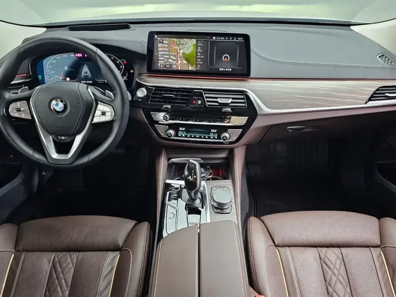 2023 BMW 6 серии с пробегом 12 871 км