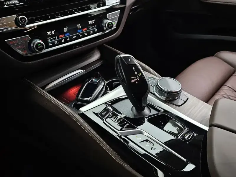 2023 BMW 6 серии с пробегом 12 871 км