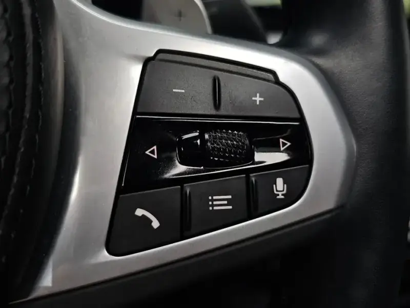2023 BMW 6 серии с пробегом 21 339 км