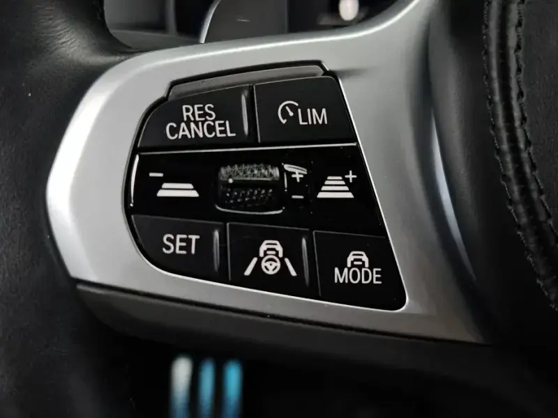 2023 BMW 6 серии с пробегом 29 915 км