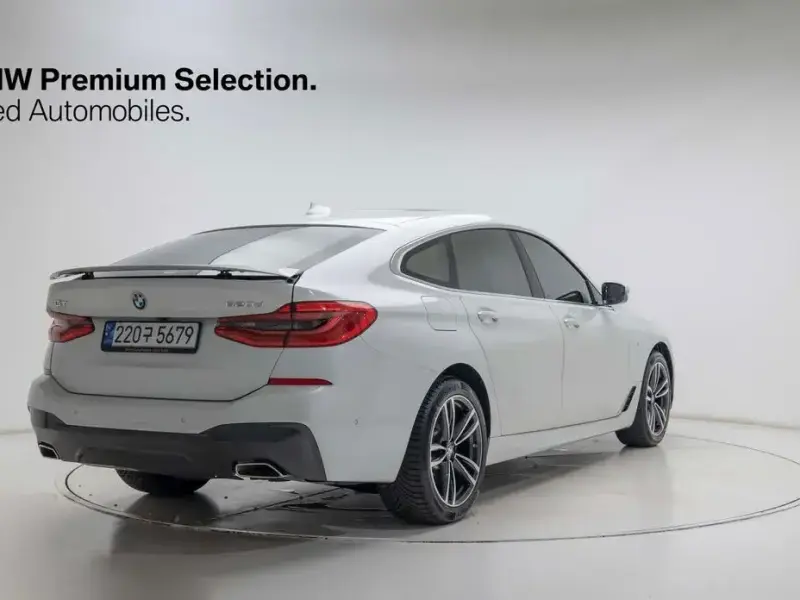 2023 BMW 6 серии с пробегом 33 721 км
