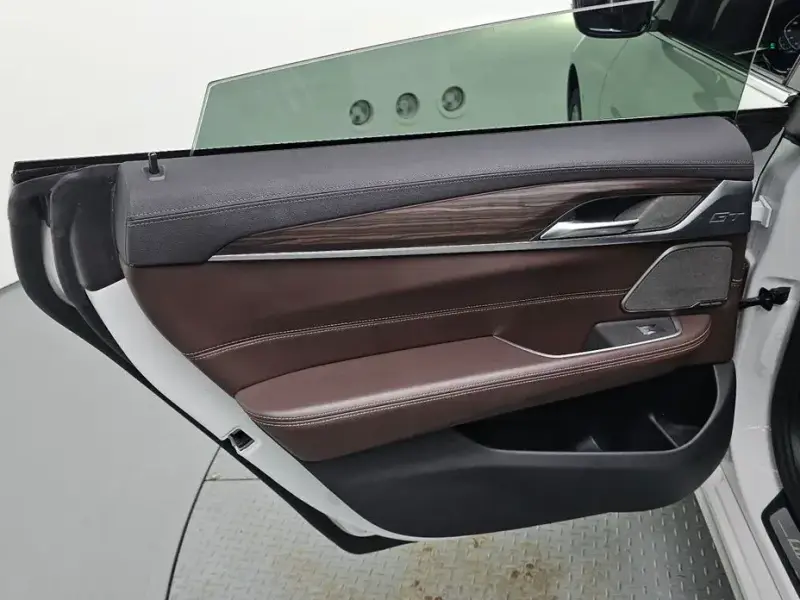 2020 BMW 6 серии с пробегом 73 646 км
