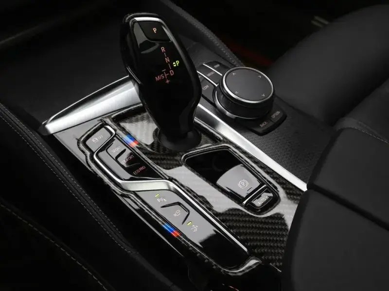 2023 BMW 6 серии с пробегом 33 721 км